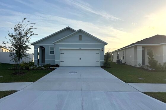 3 Bed / 2 Bath Smart Home for Rent – Winter Haven, FL